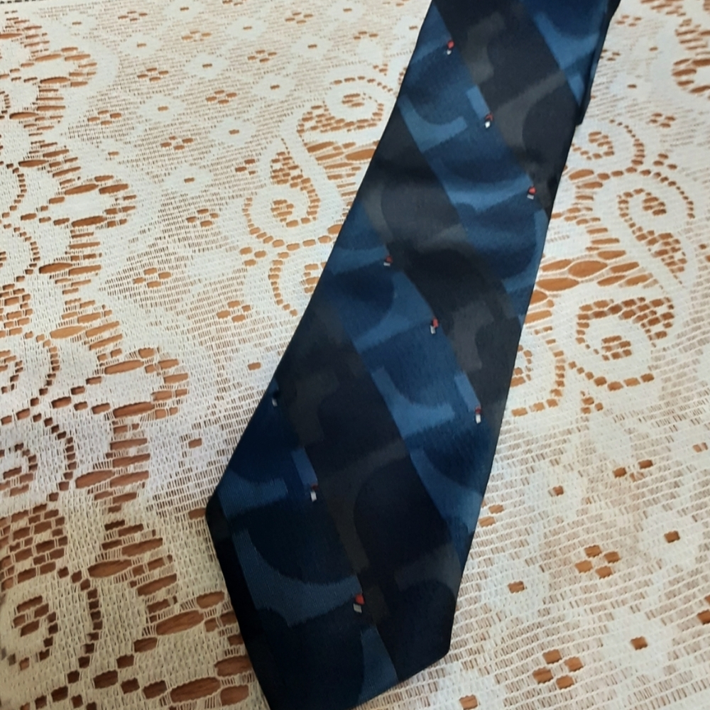 VIA Re Tie.  Two TIES For $5